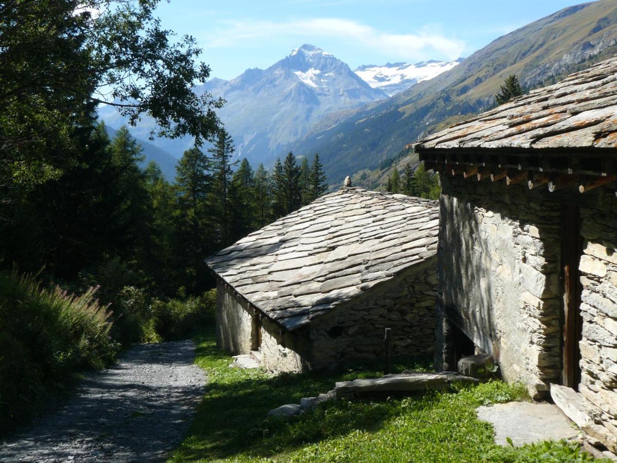 le burel la triade 4 personnes Lanslevillard Exterior foto
